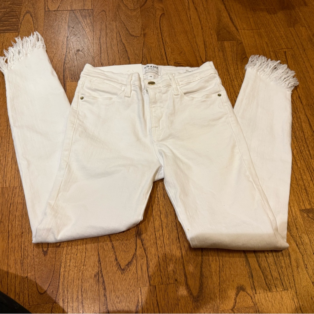 NWT FRAME denim jeans 

•Le High Skinny, High-Rise